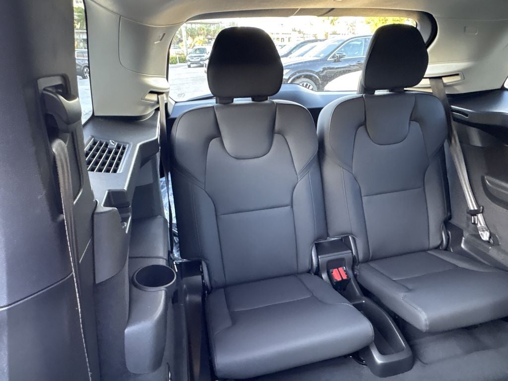 2026 Volvo XC90 B6 Core