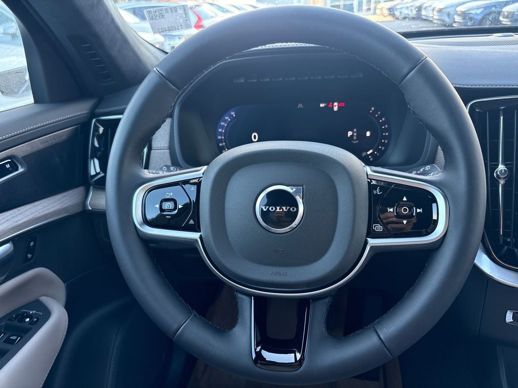2026 Volvo XC90 B6 Ultra