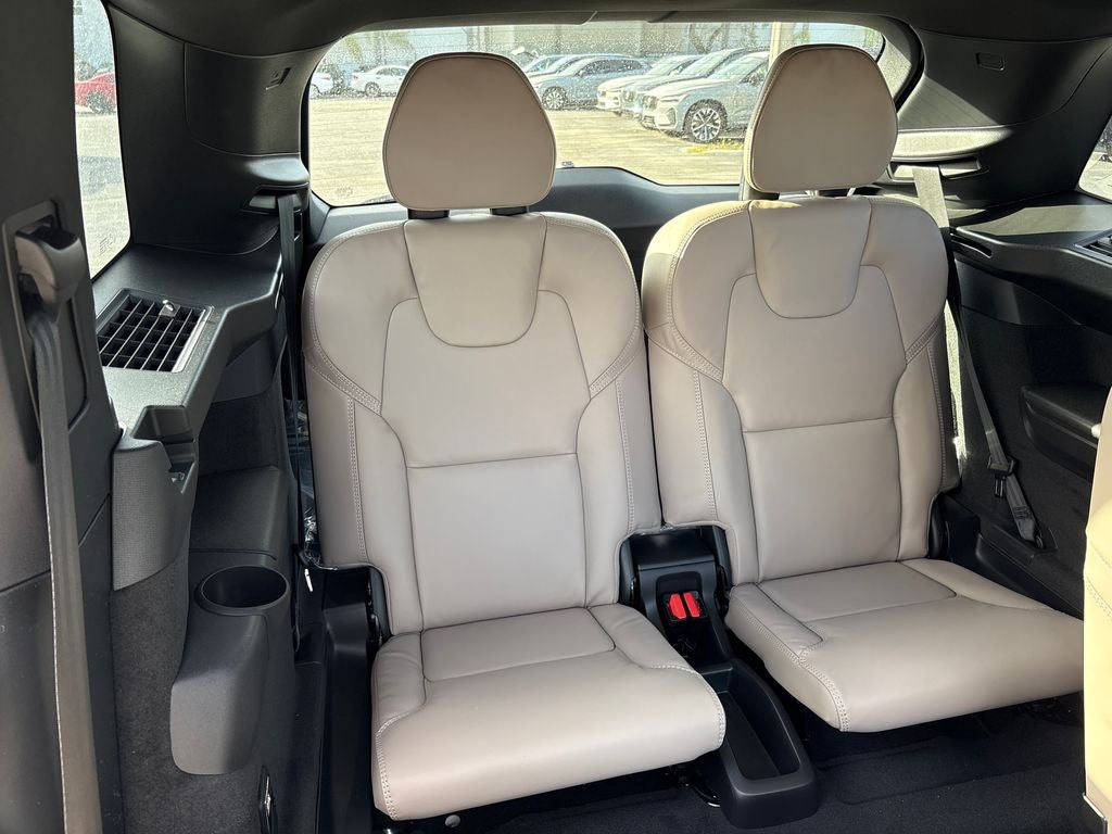 2026 Volvo XC90 B6 Ultra