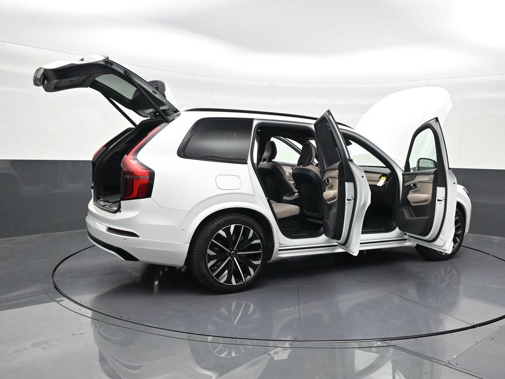 2026 Volvo XC90 B6 Ultra