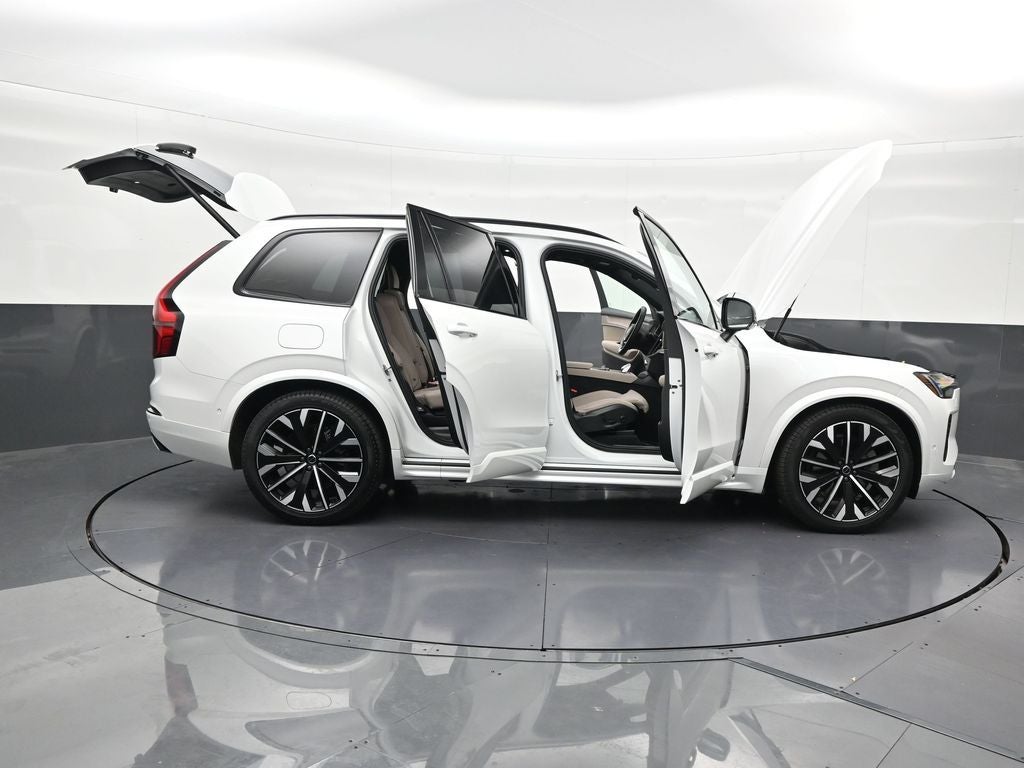 2026 Volvo XC90 B6 Ultra