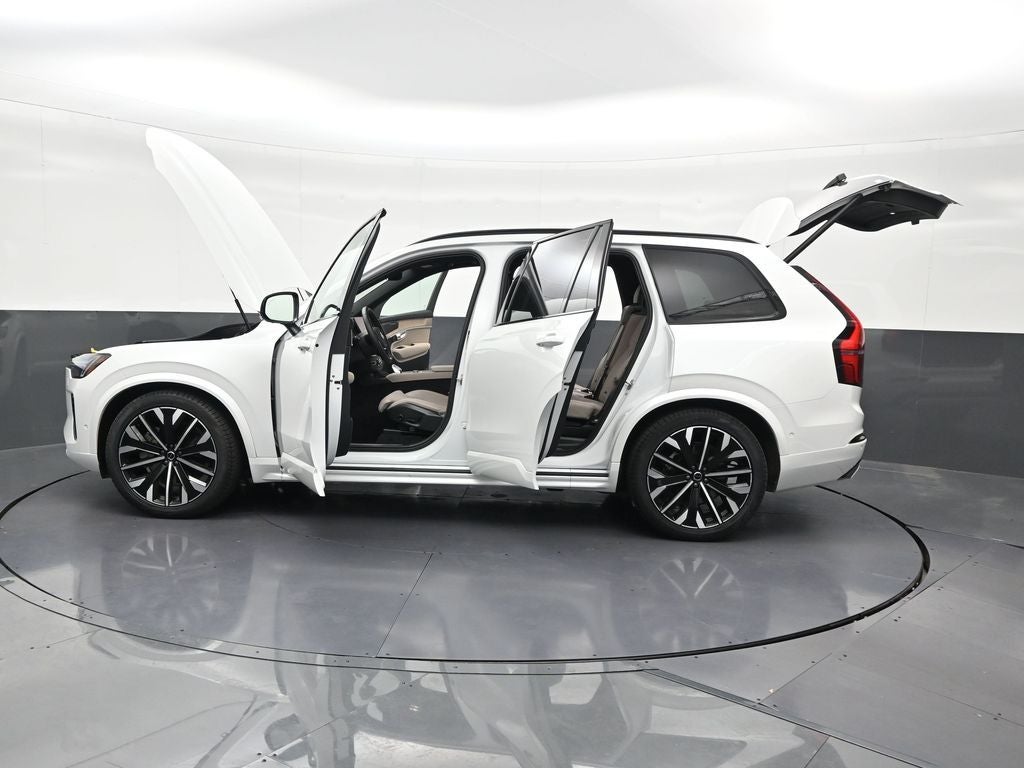 2026 Volvo XC90 B6 Ultra