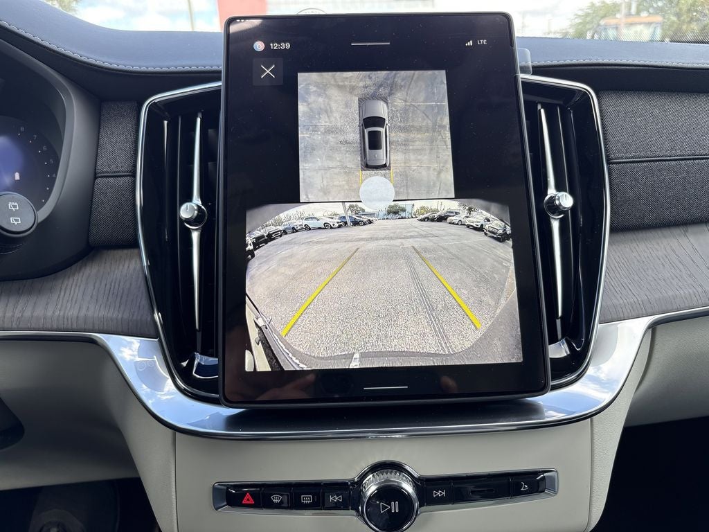 2026 Volvo XC90 B6 Ultra