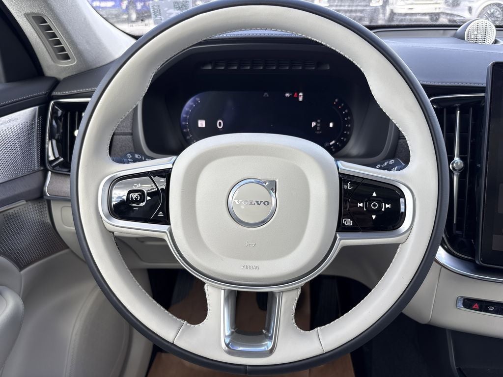 2026 Volvo XC90 B6 Ultra