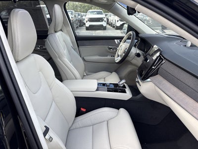 2026 Volvo XC90 B6 Ultra