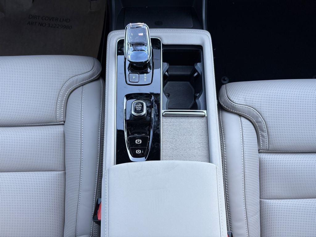 2026 Volvo XC90 B6 Ultra