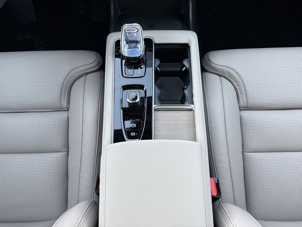 2026 Volvo XC90 B6 Ultra