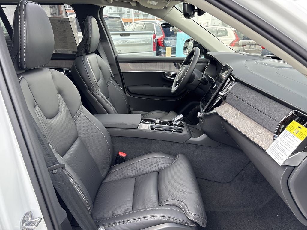 2026 Volvo XC90 B6 Ultra