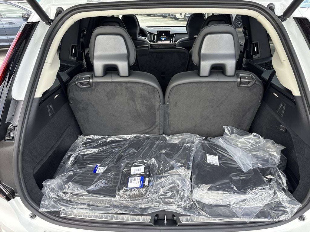 2026 Volvo XC90 B6 Ultra