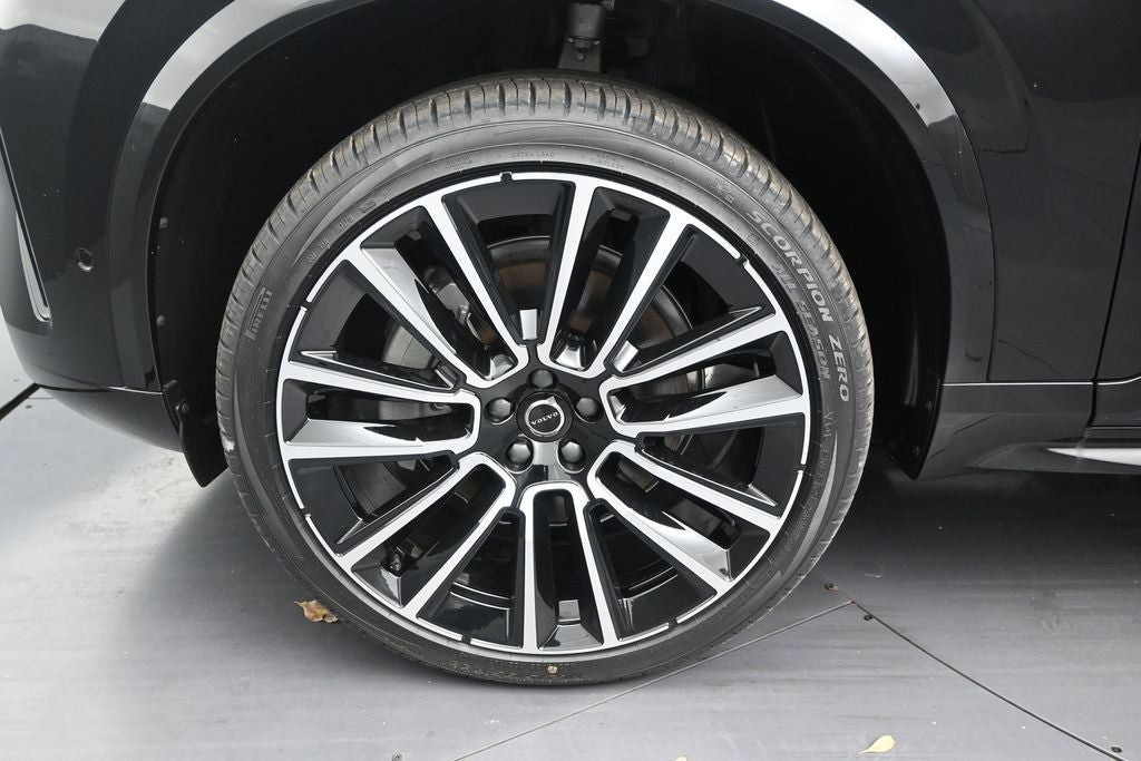 2026 Volvo XC90 B6 Ultra