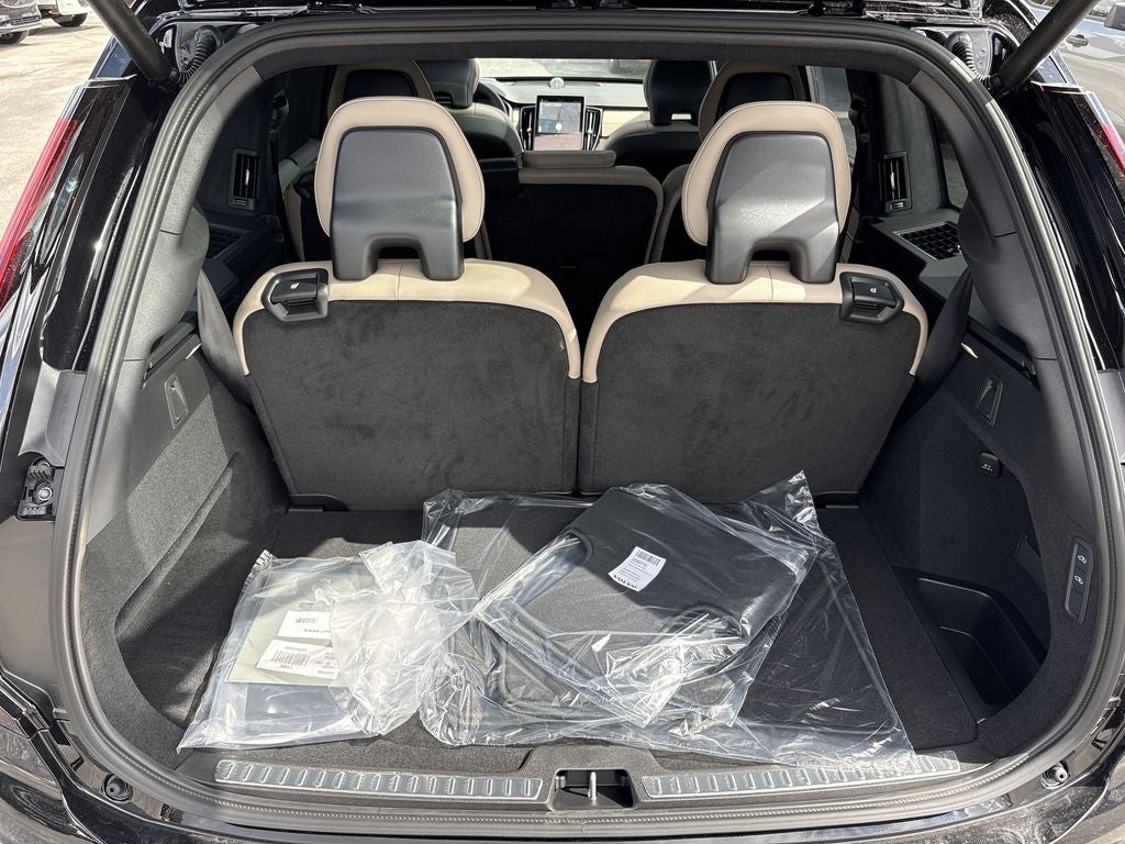 2026 Volvo XC90 B6 Ultra