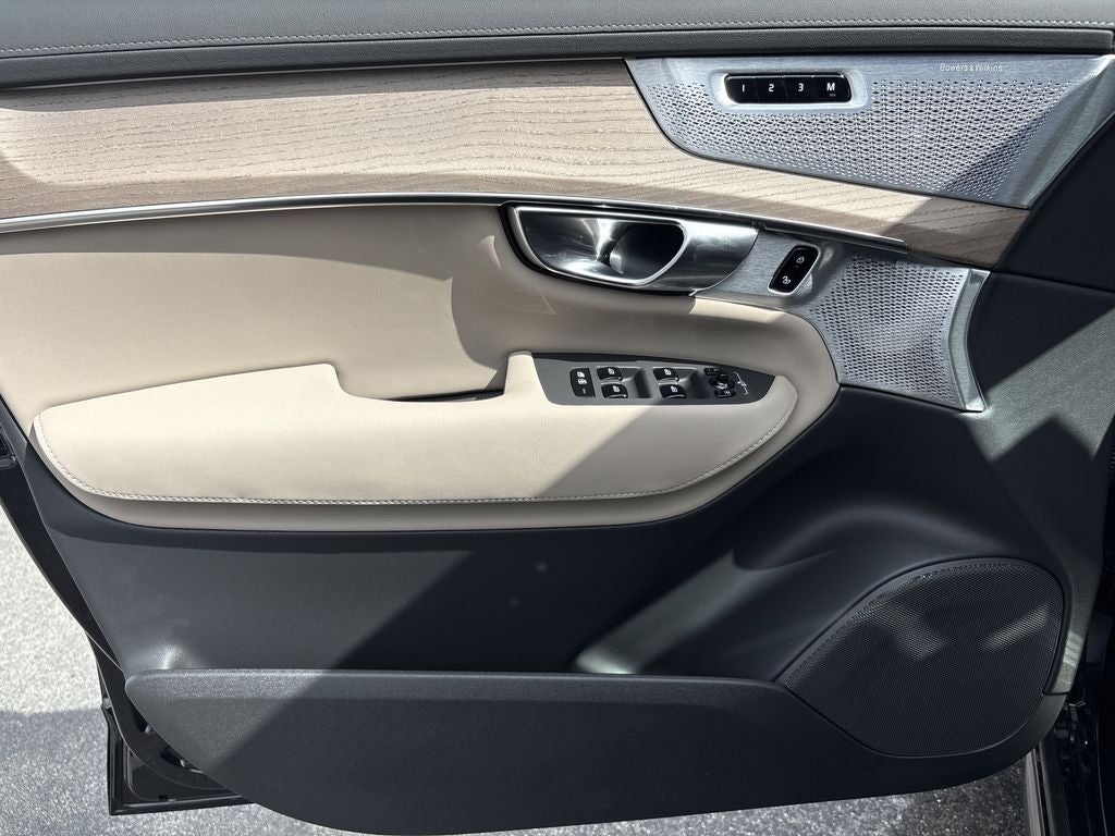 2026 Volvo XC90 B6 Ultra