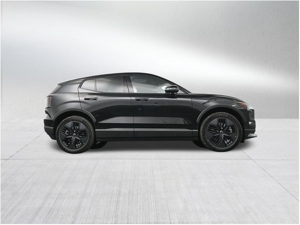 2026 Volvo EX30 Twin Motor Cross Country Ultra