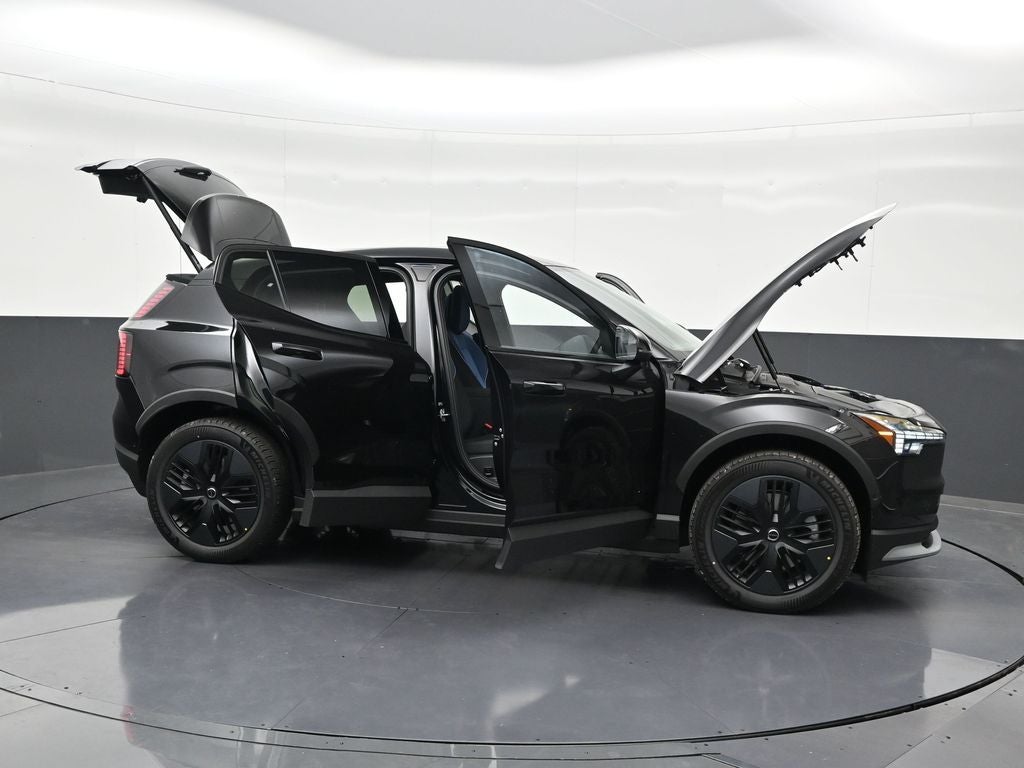 2026 Volvo EX30 Twin Motor Cross Country Ultra