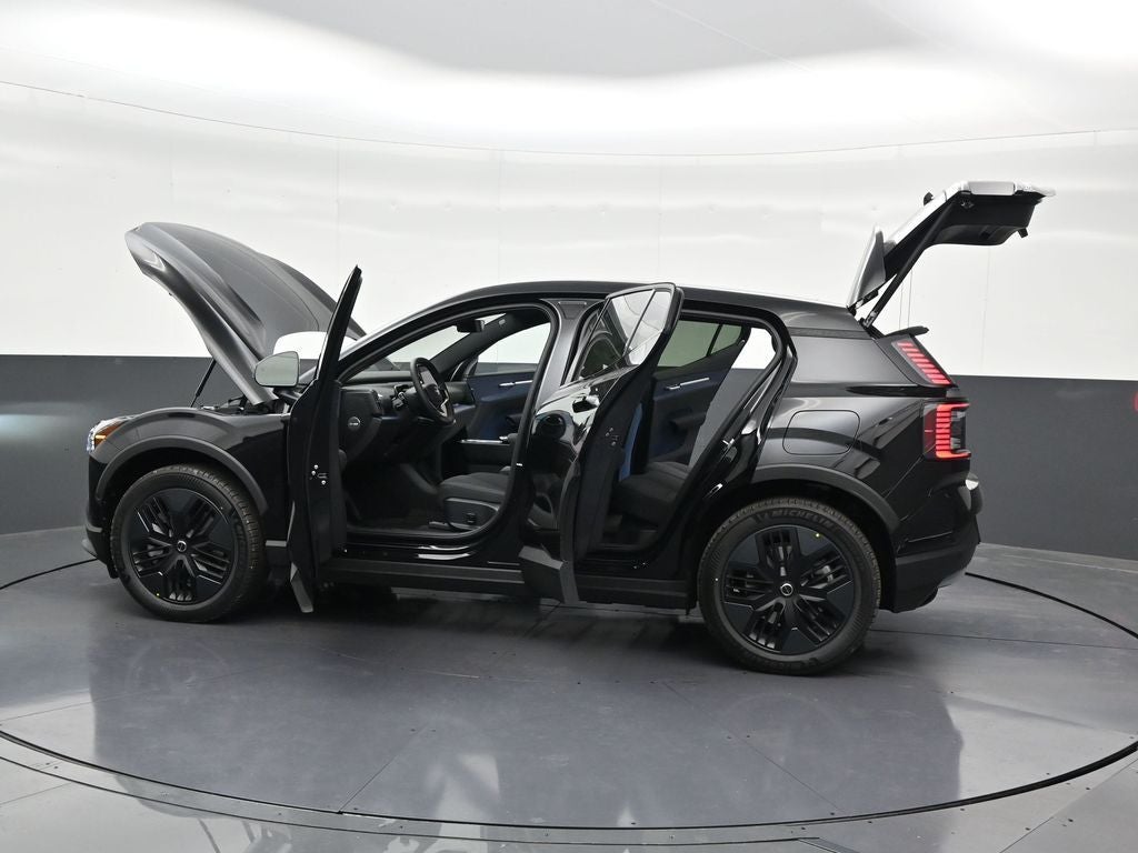 2026 Volvo EX30 Twin Motor Cross Country Ultra