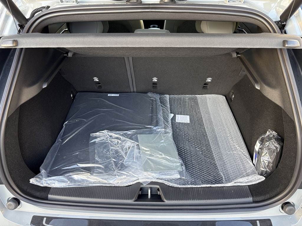 2026 Volvo EX30 Twin Motor Cross Country Ultra