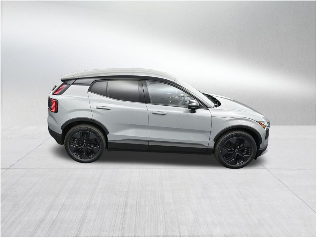 2026 Volvo EX30 Twin Motor Cross Country Ultra