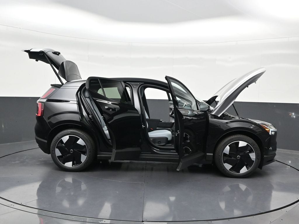2026 Volvo EX30 Twin Motor Performance Ultra