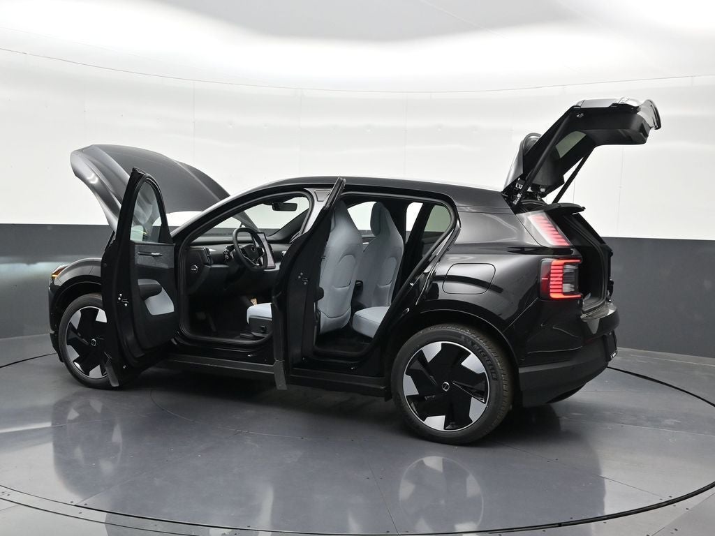 2026 Volvo EX30 Twin Motor Performance Ultra