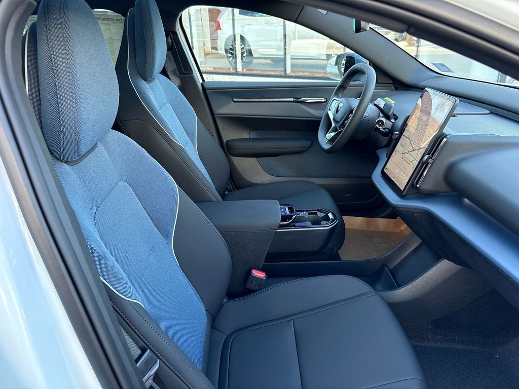 2026 Volvo EX30 Twin Motor Performance Ultra