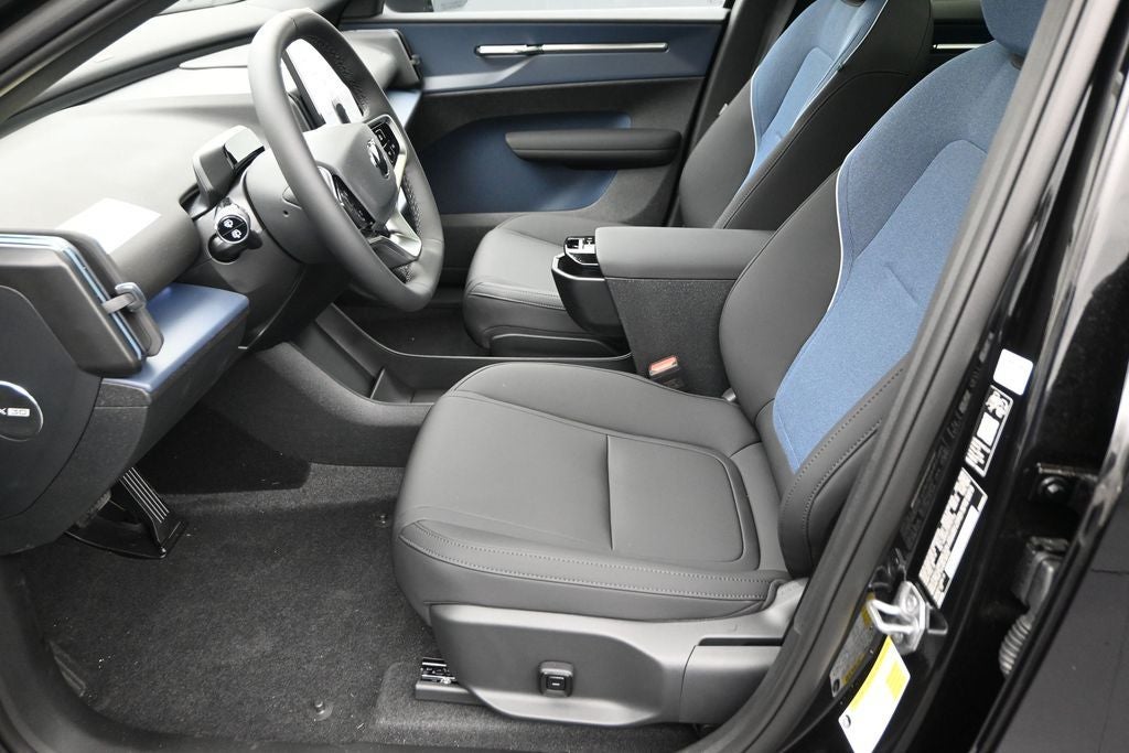 2026 Volvo EX30 Twin Motor Performance Ultra