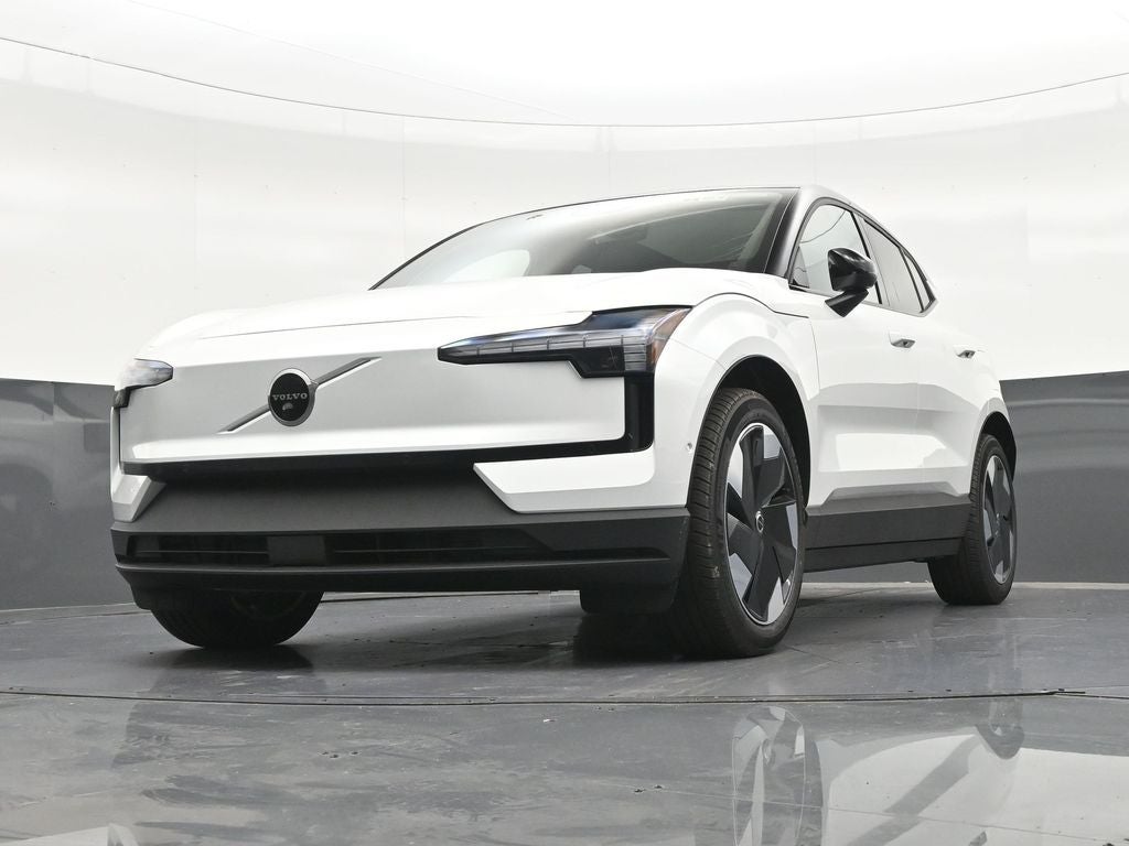 2026 Volvo EX30 Twin Motor Performance Ultra