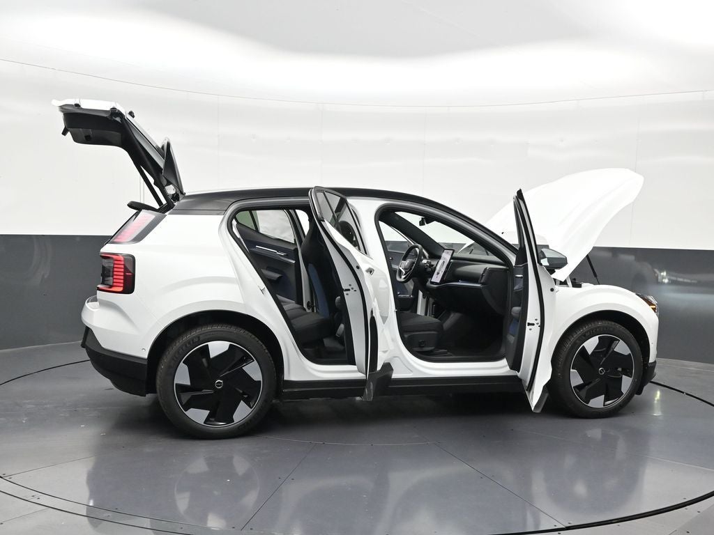 2026 Volvo EX30 Twin Motor Performance Ultra