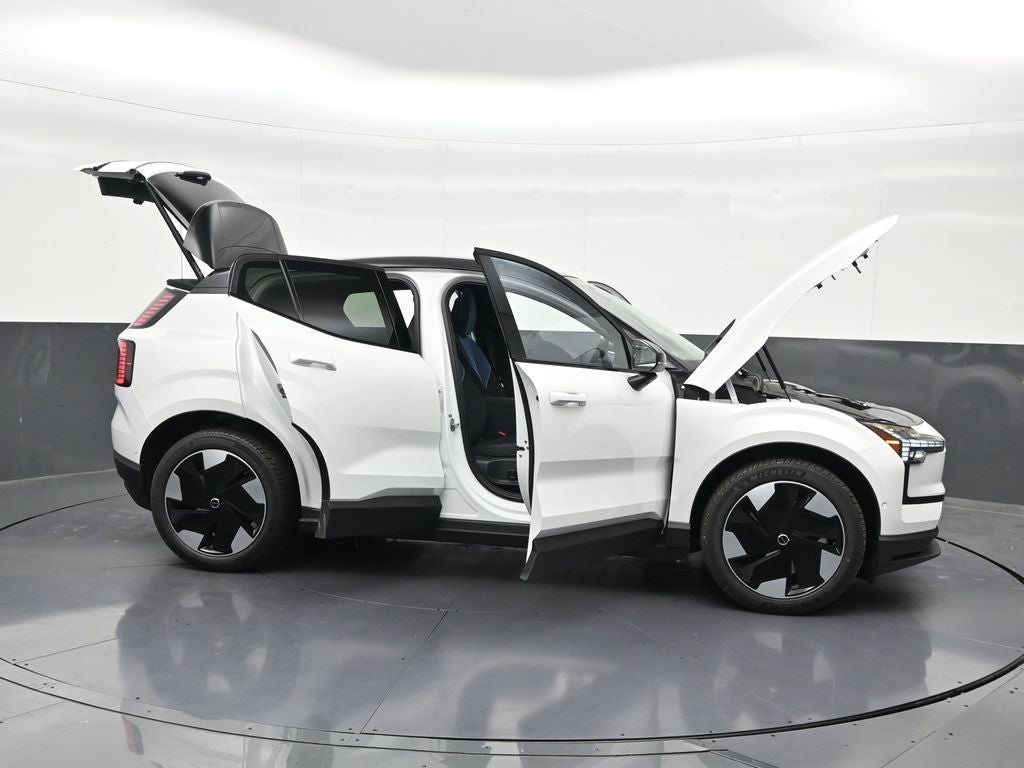 2026 Volvo EX30 Twin Motor Performance Ultra