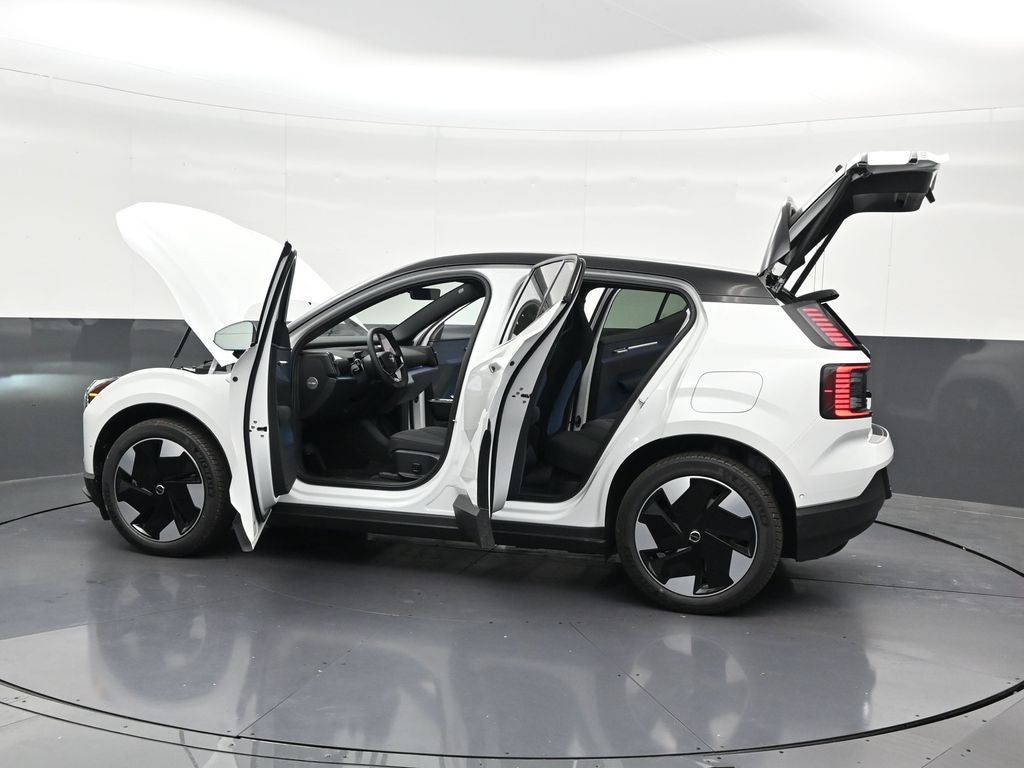 2026 Volvo EX30 Twin Motor Performance Ultra