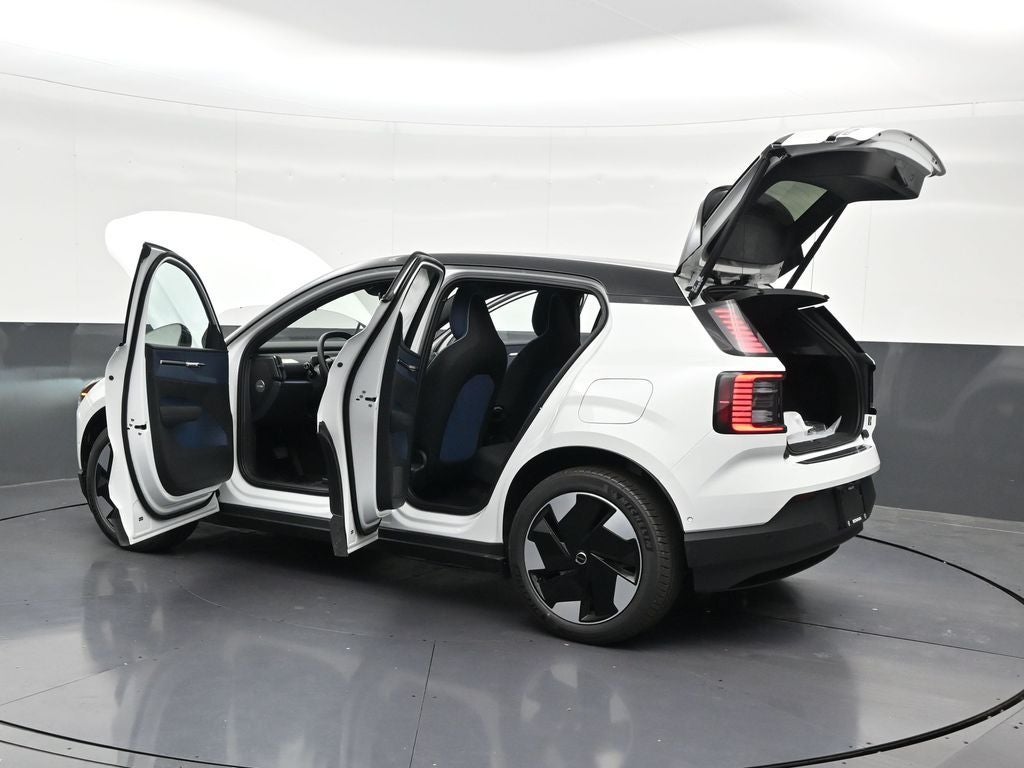 2026 Volvo EX30 Twin Motor Performance Ultra