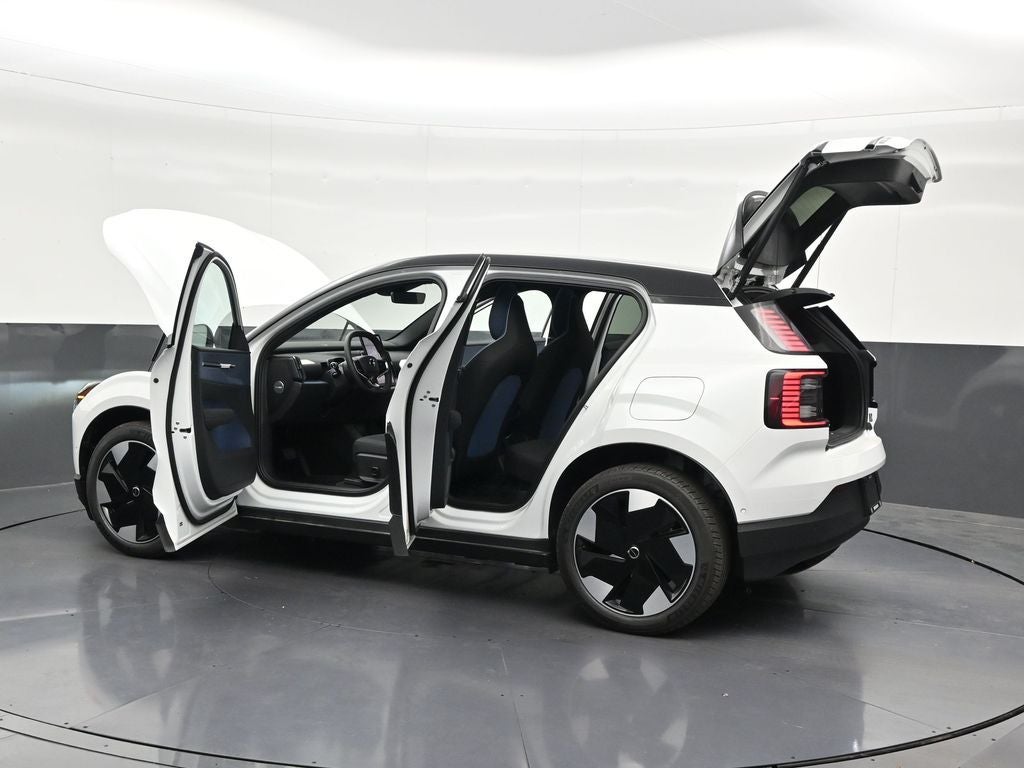 2026 Volvo EX30 Twin Motor Performance Ultra