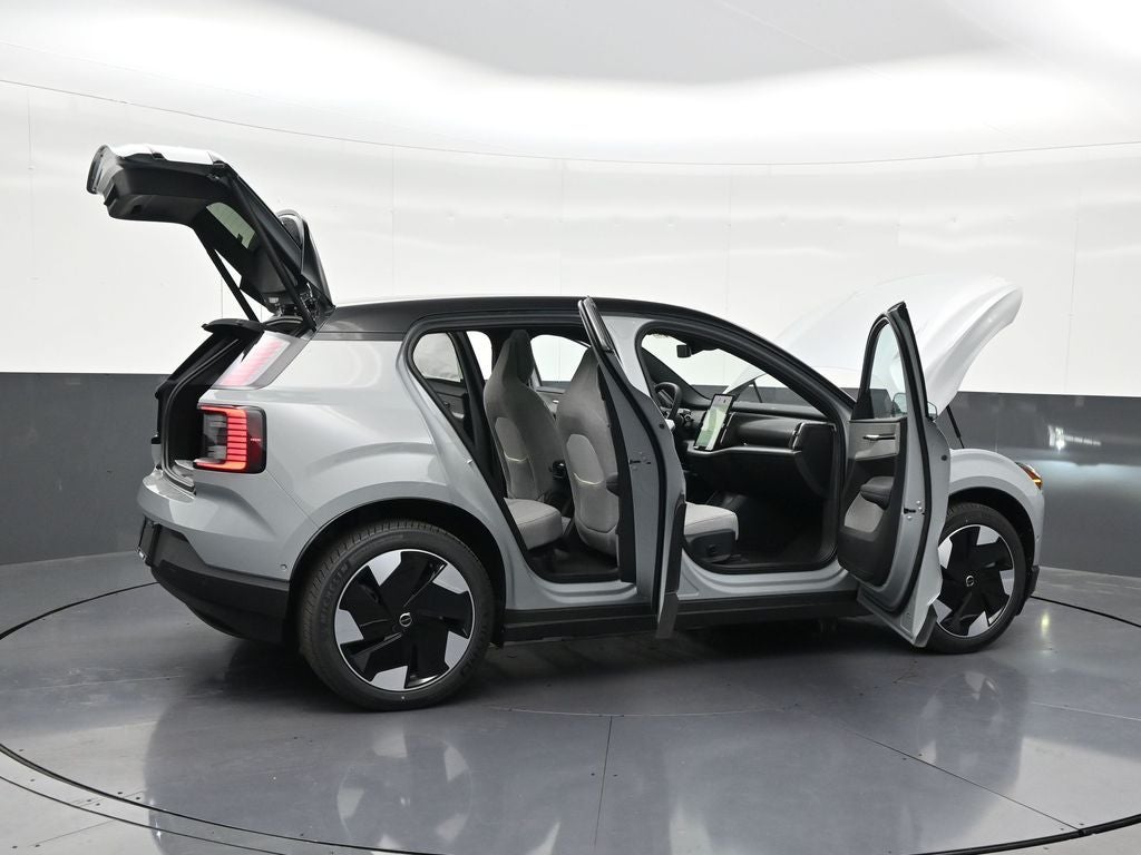 2026 Volvo EX30 Twin Motor Performance Ultra