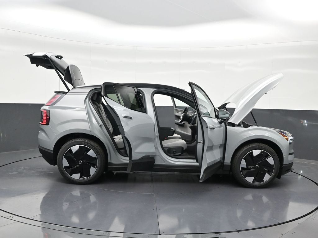 2026 Volvo EX30 Twin Motor Performance Ultra