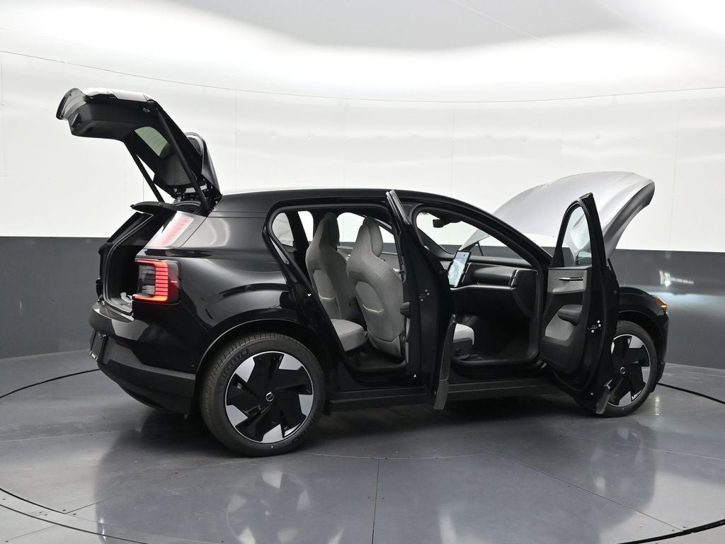 2026 Volvo EX30 Twin Motor Performance Ultra