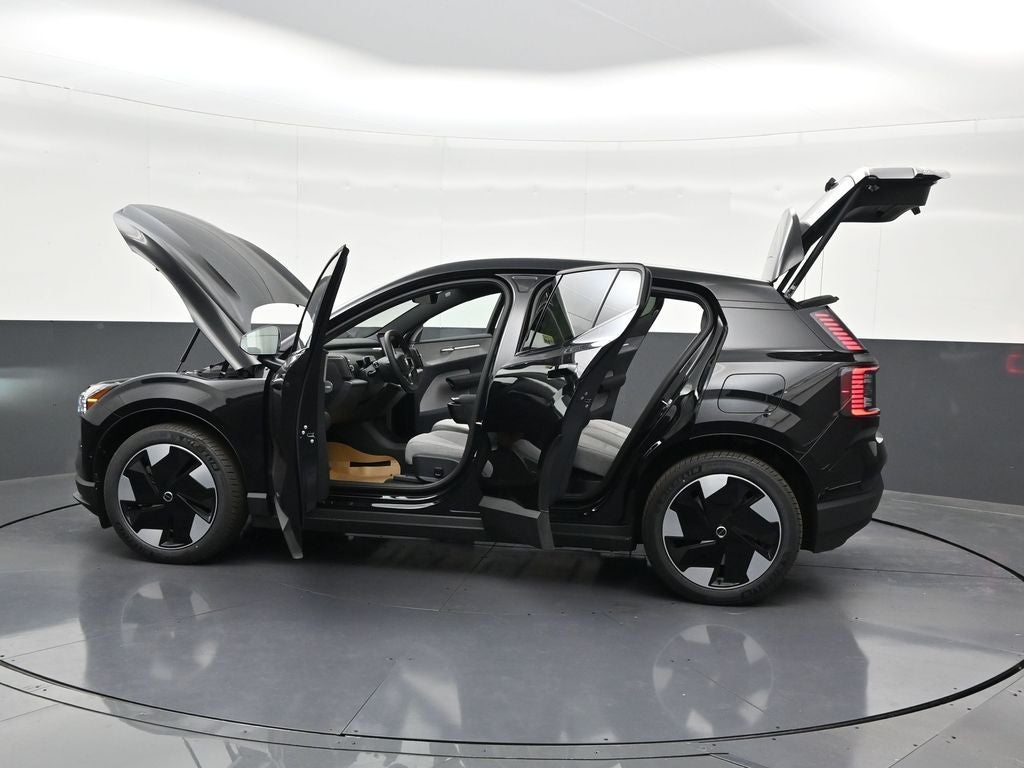 2026 Volvo EX30 Twin Motor Performance Ultra