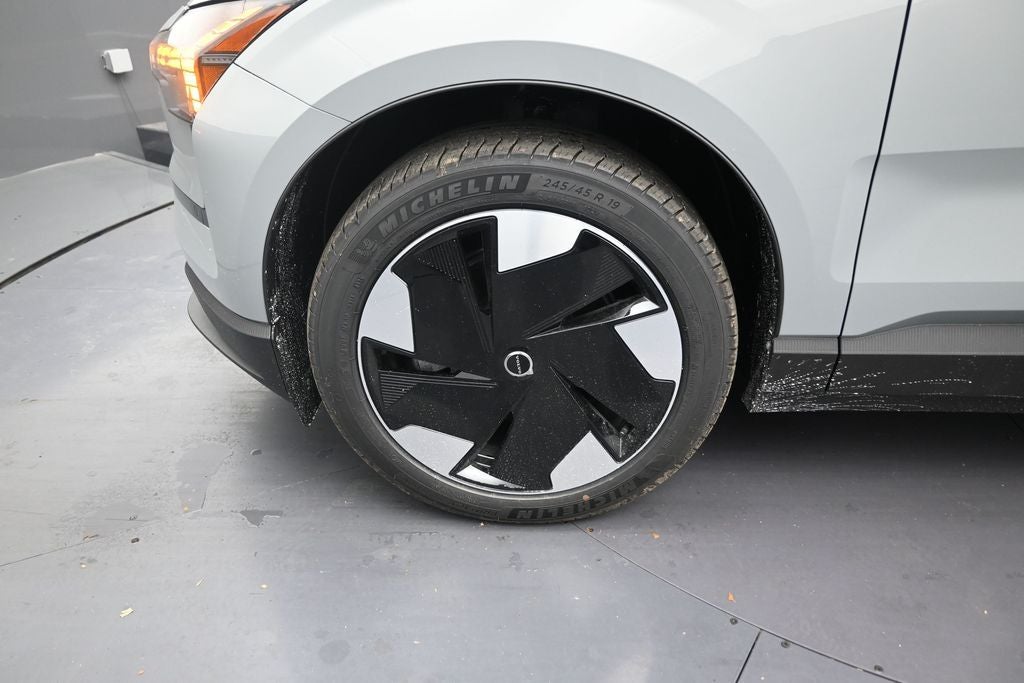 2026 Volvo EX30 Single Motor Plus