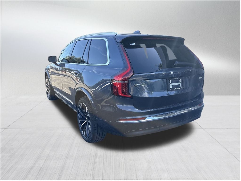 2026 Volvo XC90 Plug-In Hybrid T8 Plus 6 Passenger