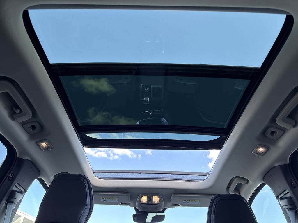 2026 Volvo XC90 Plug-In Hybrid T8 Plus 6 Passenger