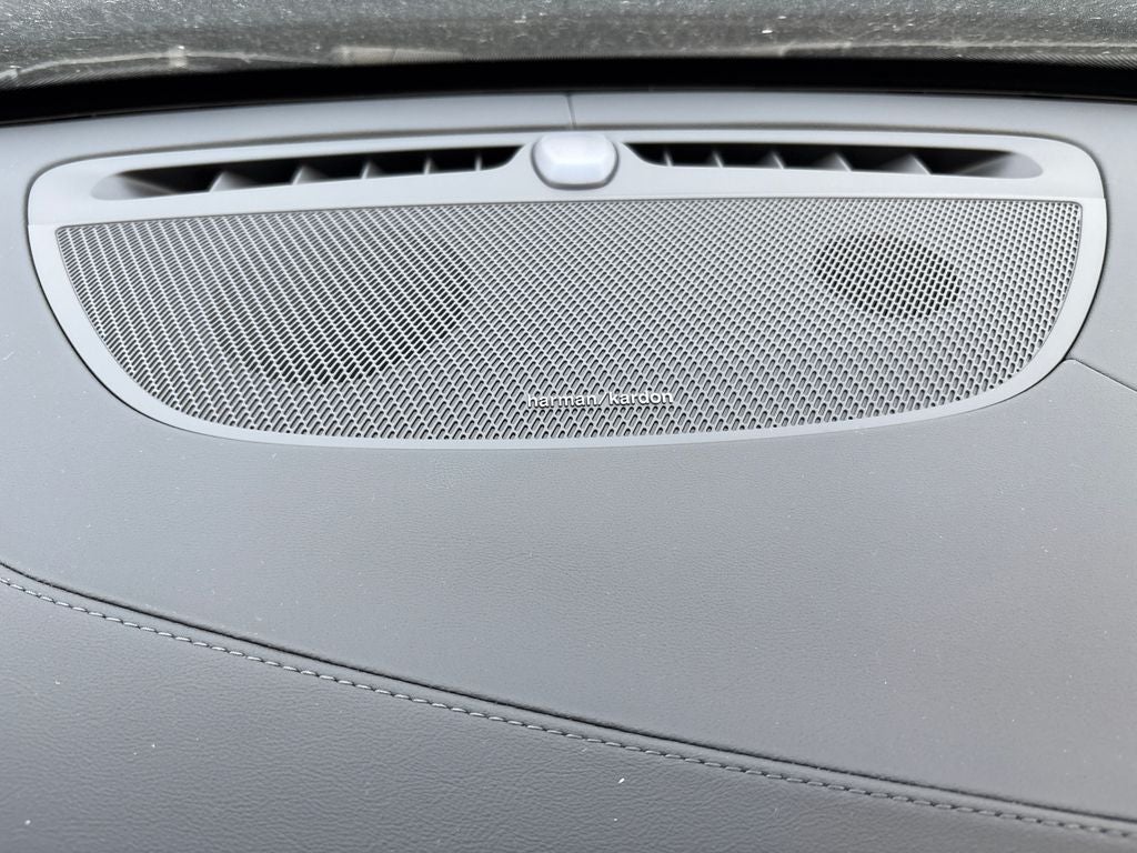 2026 Volvo XC90 Plug-In Hybrid T8 Plus 6 Passenger