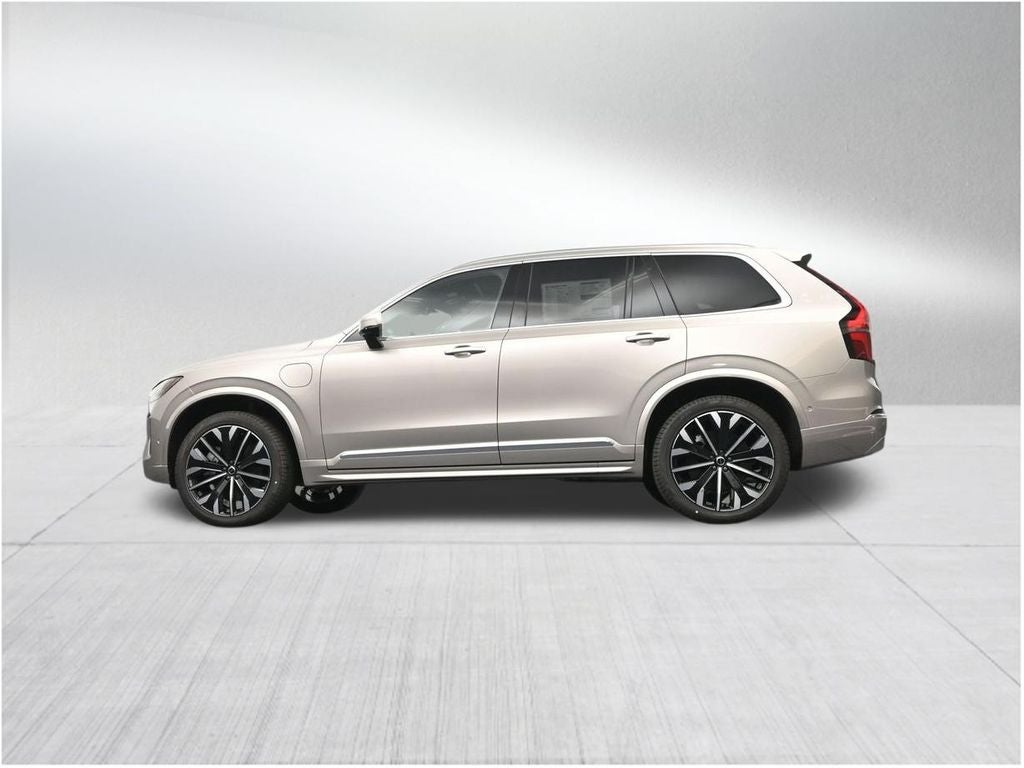 2026 Volvo XC90 Plug-In Hybrid T8 Plus 7 Passenger