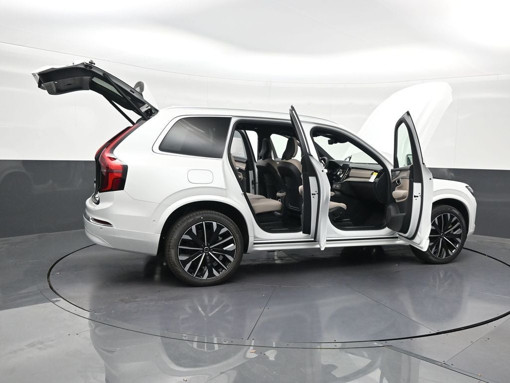 2026 Volvo XC90 Plug-In Hybrid T8 Plus 7 Passenger
