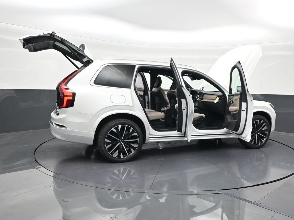 2026 Volvo XC90 Plug-In Hybrid T8 Plus 7 Passenger