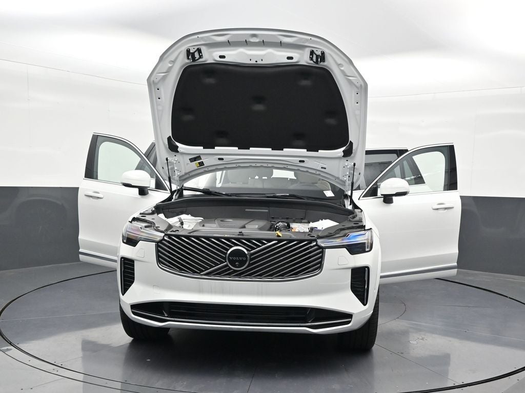 2026 Volvo XC90 Plug-In Hybrid T8 Plus 7 Passenger