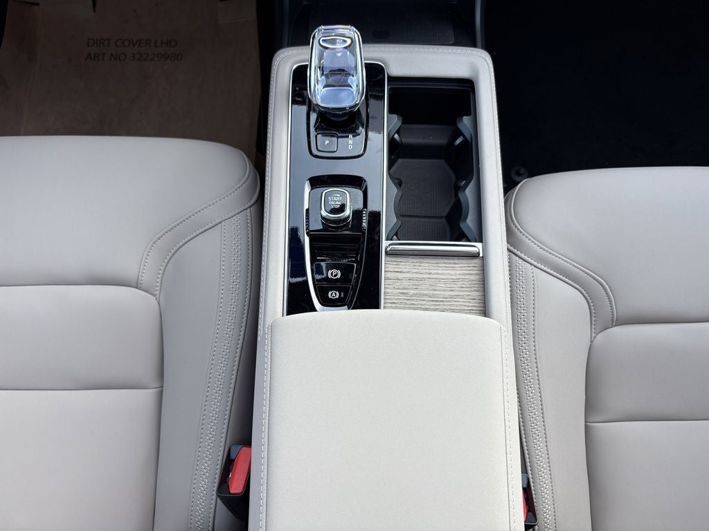 2026 Volvo XC90 Plug-In Hybrid T8 Plus 7 Passenger