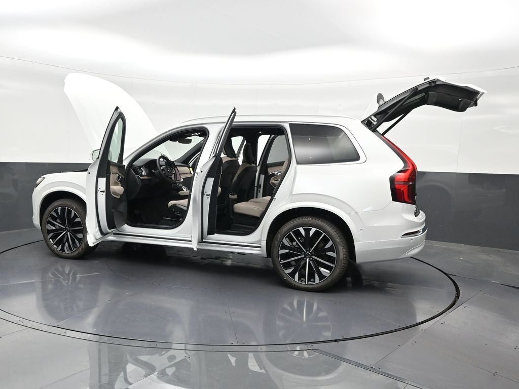 2026 Volvo XC90 Plug-In Hybrid T8 Plus 7 Passenger