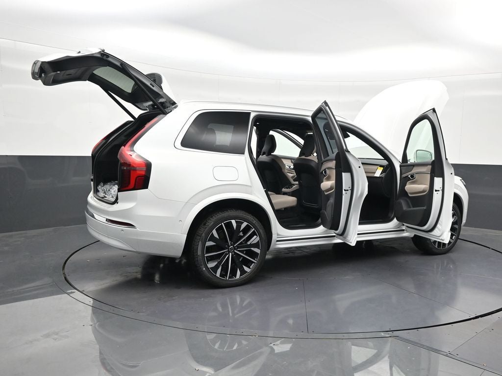2026 Volvo XC90 Plug-In Hybrid T8 Plus 7 Passenger