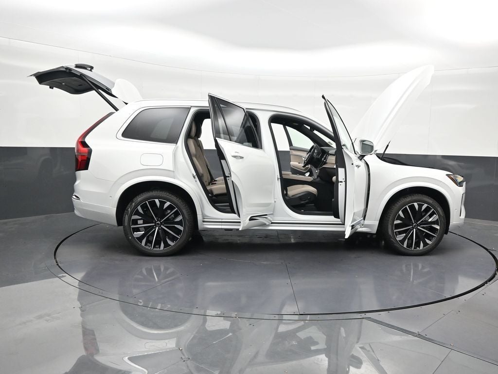 2026 Volvo XC90 Plug-In Hybrid T8 Plus 7 Passenger