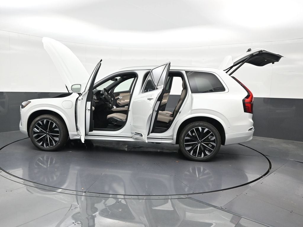 2026 Volvo XC90 Plug-In Hybrid T8 Plus 7 Passenger