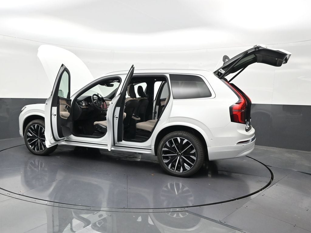 2026 Volvo XC90 Plug-In Hybrid T8 Plus 7 Passenger