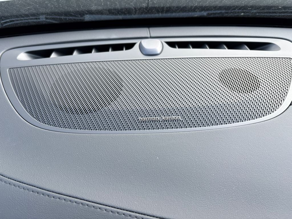 2026 Volvo XC90 Plug-In Hybrid T8 Plus 7 Passenger